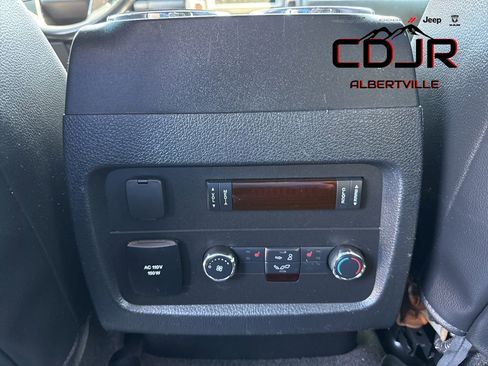 Used 2017 Lincoln Navigator L Reserve image 29