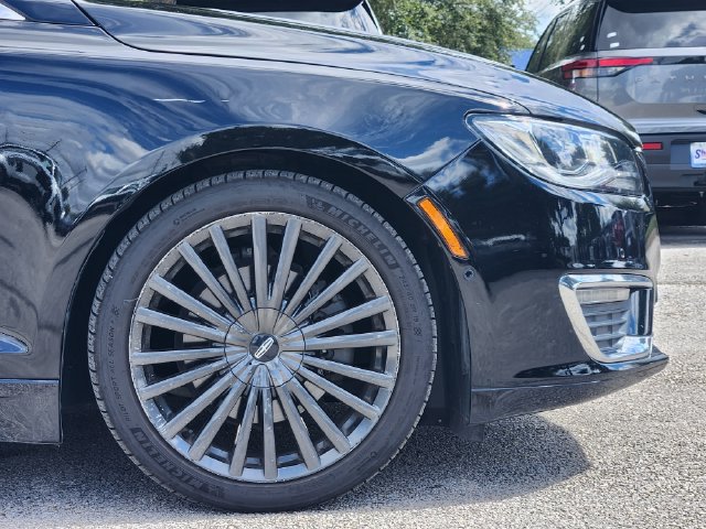 Used 2018 Lincoln MKZ Reserve w/ Luxury Package FWD image 9