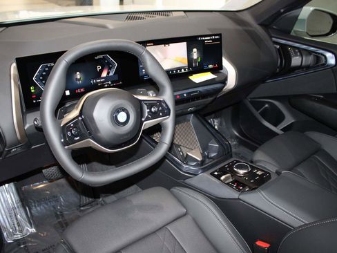 Certified 2025 BMW X3 xDrive30i image 12