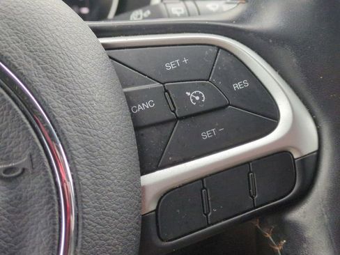 Used 2020 Jeep Compass Latitude w/ Popular Equipment Group AWD/4WD image 15
