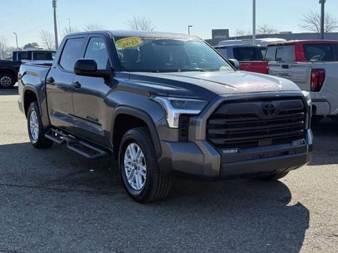 Used 2023 Toyota Tundra SR5 image 4