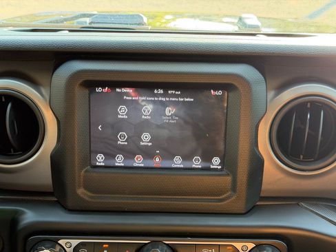 Used 2021 Jeep Wrangler Unlimited Sport AWD/4WD image 63