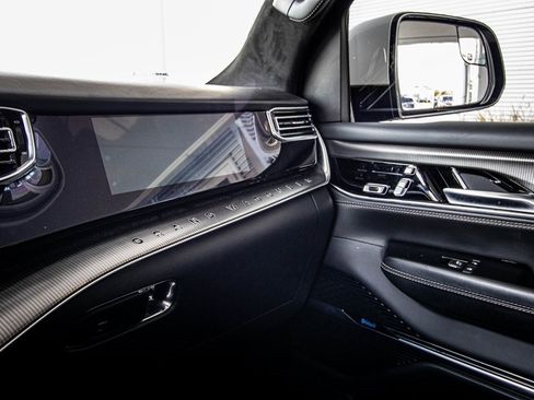 Used 2022 Jeep Grand Wagoneer Series II image 39