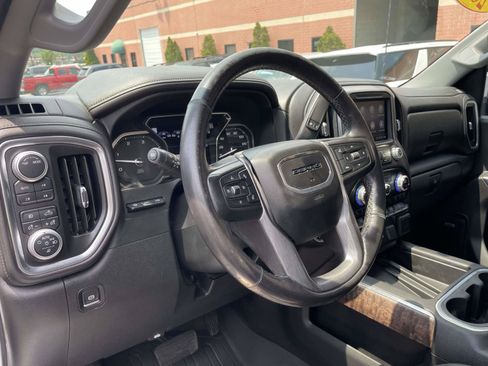 Used 2020 GMC Sierra 2500 Denali w/ Denali Ultimate Package AWD/4WD image 7