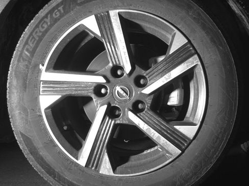 Used 2025 Nissan Sentra SV image 13