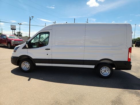 New 2025 Ford Transit 250 148 Medium Roof image 2