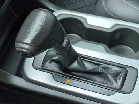 Used 2019 Chevrolet Colorado ZR2 w/ Colorado ZR2 Bison Edition AWD/4WD image 31