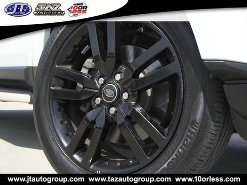 Used 2016 Land Rover LR4 HSE AWD/4WD image 2