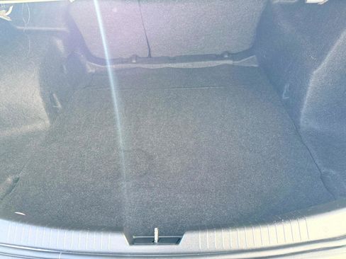 Used 2024 Chevrolet Malibu LT image 25