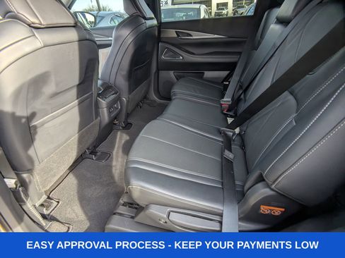 Used 2023 INFINITI QX60 Luxe w/ Performance Audio Package image 18