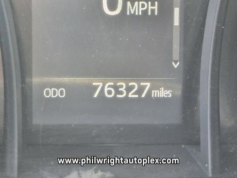 Used 2020 Toyota Camry SE FWD image 25