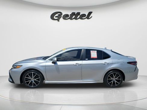 Certified 2024 Toyota Camry SE w/ Cold Weather Package FWD image 8