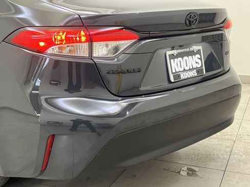 Used 2025 Toyota Corolla LE image 26