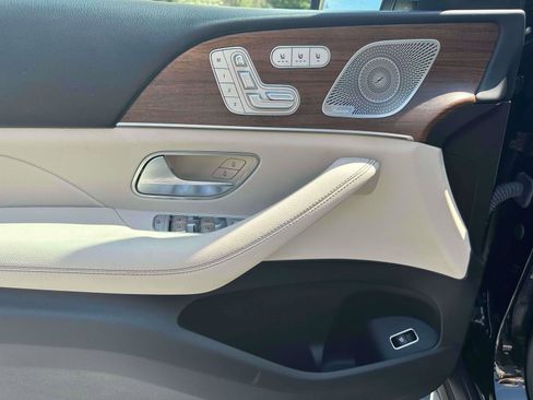 Certified 2023 Mercedes-Benz GLS 450 4MATIC image 14