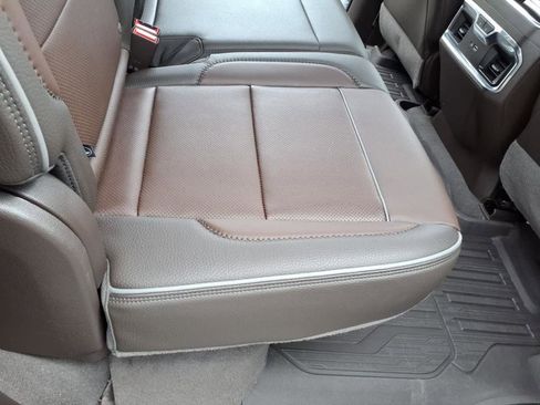 Used 2023 GMC Sierra 1500 Denali w/ Denali Reserve Package image 18