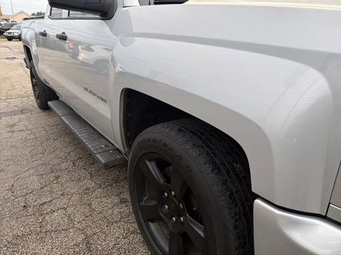 Used 2018 Chevrolet Silverado 1500 Custom w/ Rally 1 Edition RWD image 12