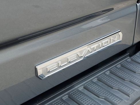 Used 2022 GMC Sierra 1500 Elevation RWD image 7