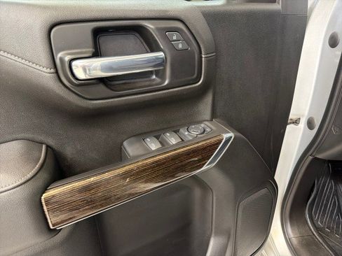 Used 2021 GMC Sierra 1500 Elevation image 17
