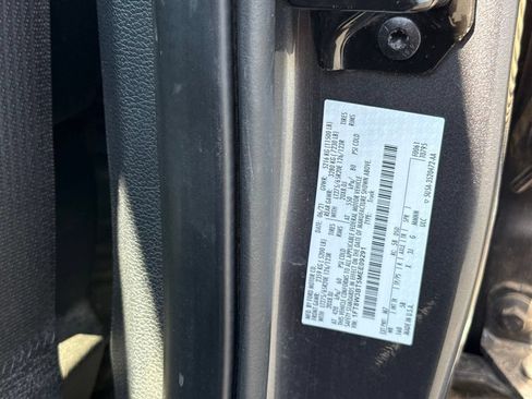 Used 2021 Ford F350 Lariat w/ Lariat Ultimate Package AWD/4WD image 23