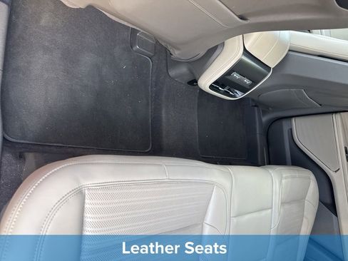 Used 2024 Lincoln Nautilus Reserve w/ Equipment Group 202A image 18