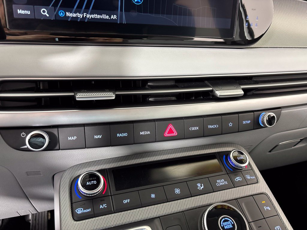 Used 2024 Hyundai Palisade SEL FWD image 29