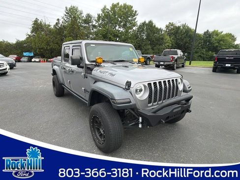 Used 2020 Jeep Gladiator Sport w/ Quick Order Package 24S AWD/4WD image 1