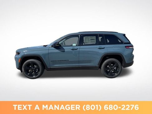 New 2026 Jeep Grand Cherokee Limited AWD/4WD image 2