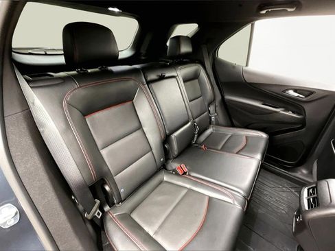 Used 2023 Chevrolet Equinox RS w/ RS Leather Package image 27
