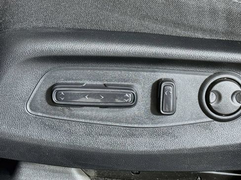 Used 2024 Honda CR-V EX image 17