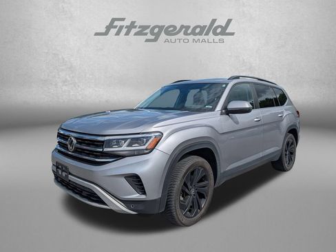Used 2022 Volkswagen Atlas SE AWD/4WD image 3