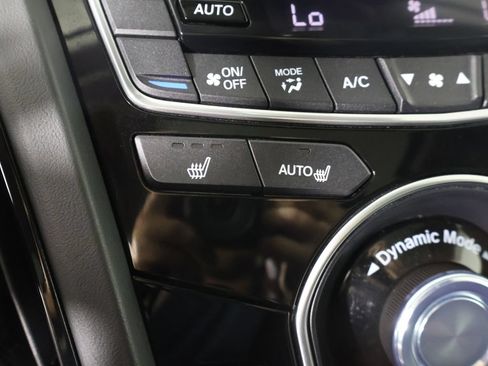 Used 2024 Acura RDX SH-AWD image 47