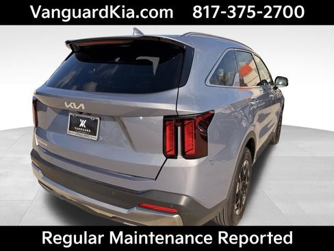 Certified 2025 Kia Sorento S image 4