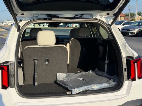 New 2026 Kia Sorento SX image 14