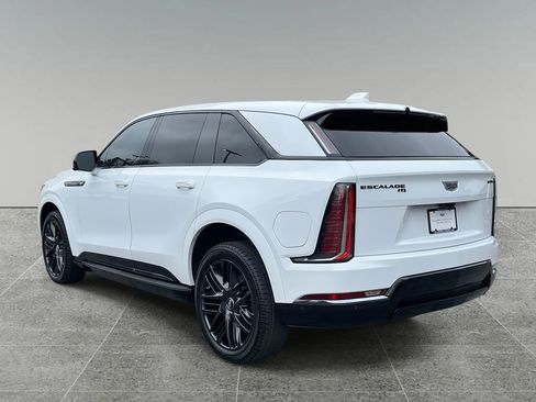 New 2025 Cadillac Escalade IQ Sport 1 w/ LPO, ONYX Package image 3