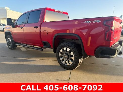 Used 2022 Chevrolet Silverado 2500 Custom w/ Custom Convenience Package AWD/4WD image 5