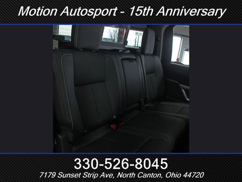 Used 2019 Nissan Titan SV image 42