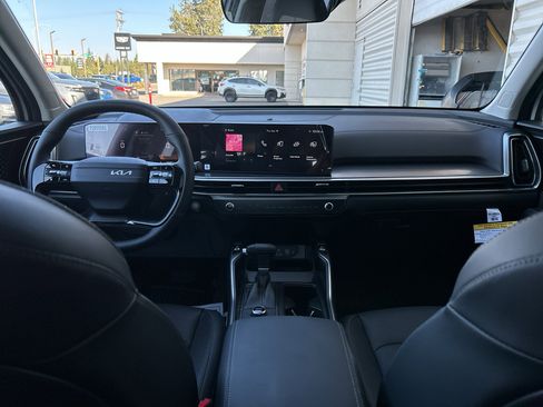 New 2026 Kia Sorento S w/ S Panoramic Sunroof Package image 18
