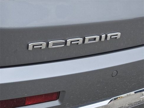 Certified 2023 GMC Acadia Denali w/ Denali Ultimate Package image 10