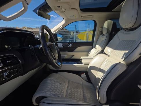 Used 2019 Lincoln Navigator Black Label image 21