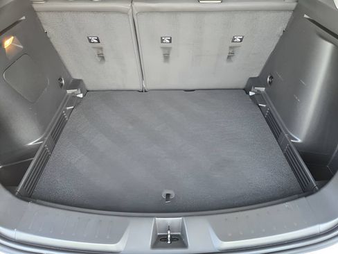 Used 2024 Chevrolet TrailBlazer LT w/ LT Cold Weather Package FWD image 31