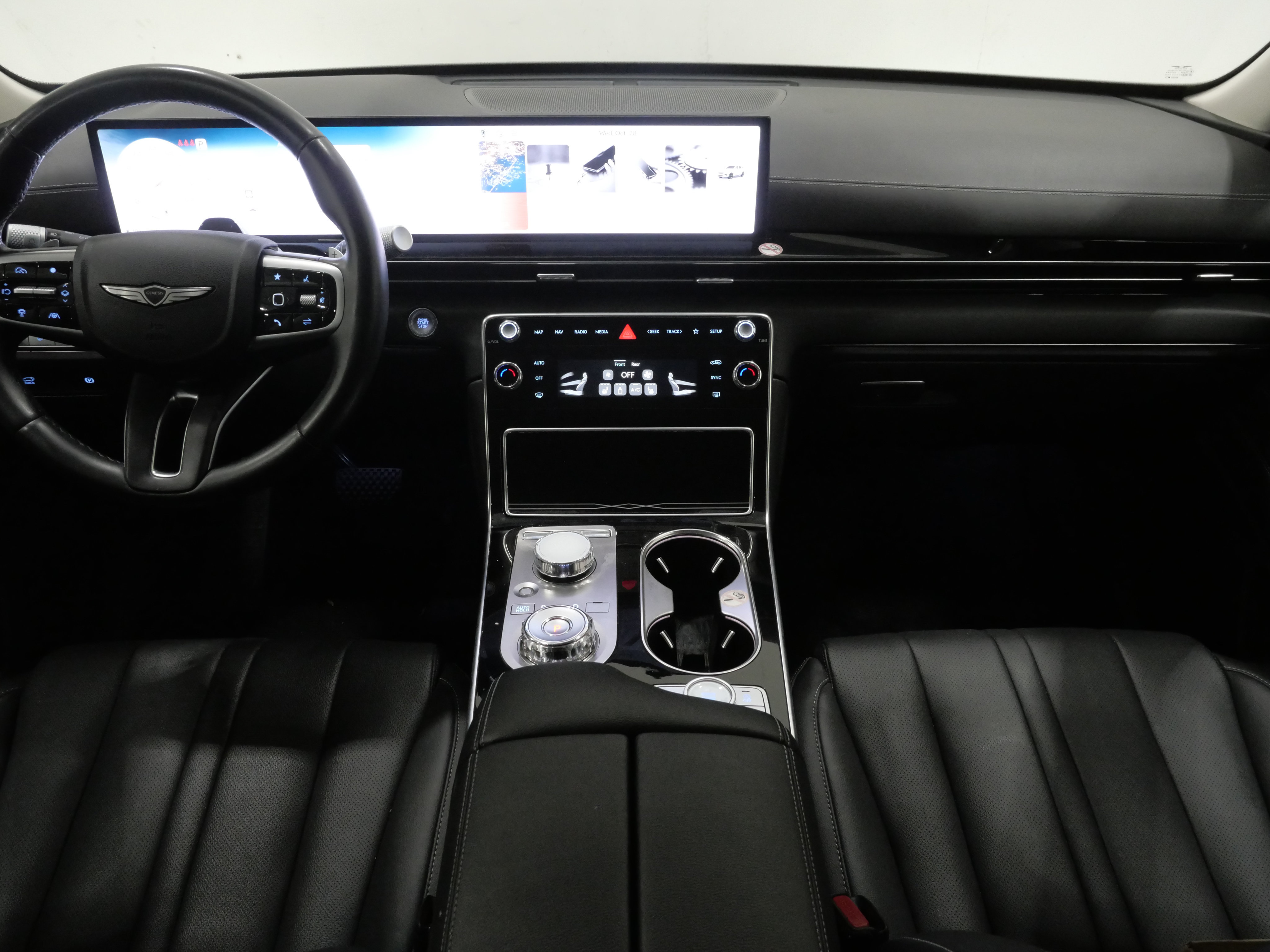 Used 2025 Genesis GV80 2.5T Standard AWD/4WD image 10