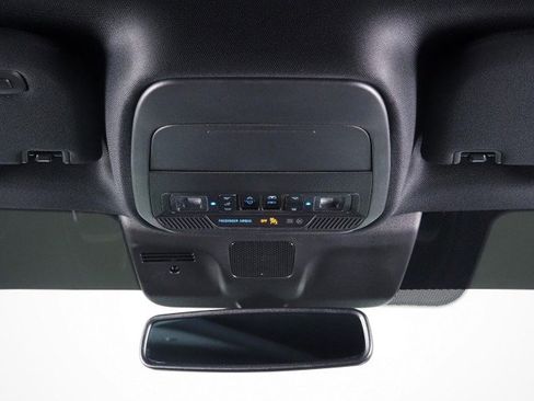Used 2025 Ford Expedition Tremor image 90