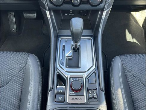 Used 2023 Subaru Forester Premium image 23