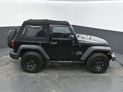 Used 2014 Jeep Wrangler Sport image 33