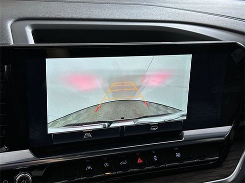 New 2026 GMC Sierra 1500 SLT w/ SLT Premium Package image 15