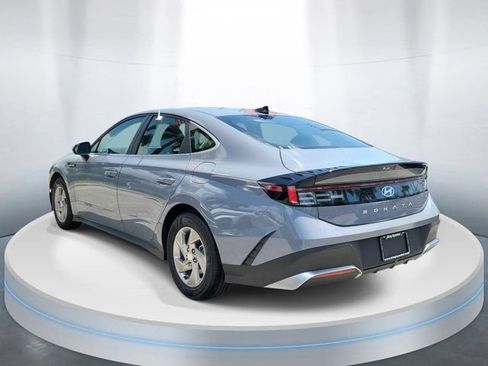 Certified 2026 Hyundai Sonata SE FWD image 3