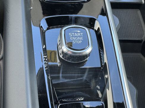 New 2026 Volvo XC60 B5 Plus w/ Protection Package Premier image 23