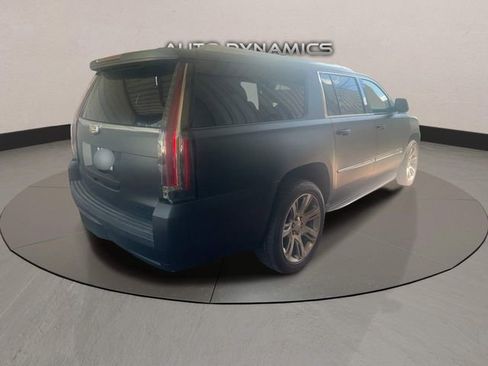 Used 2015 Cadillac Escalade ESV Luxury image 2