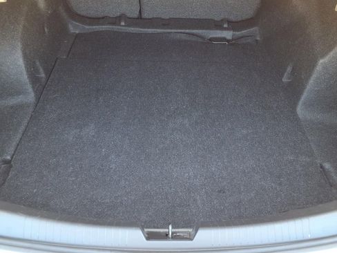 Used 2022 Chevrolet Malibu LS image 32