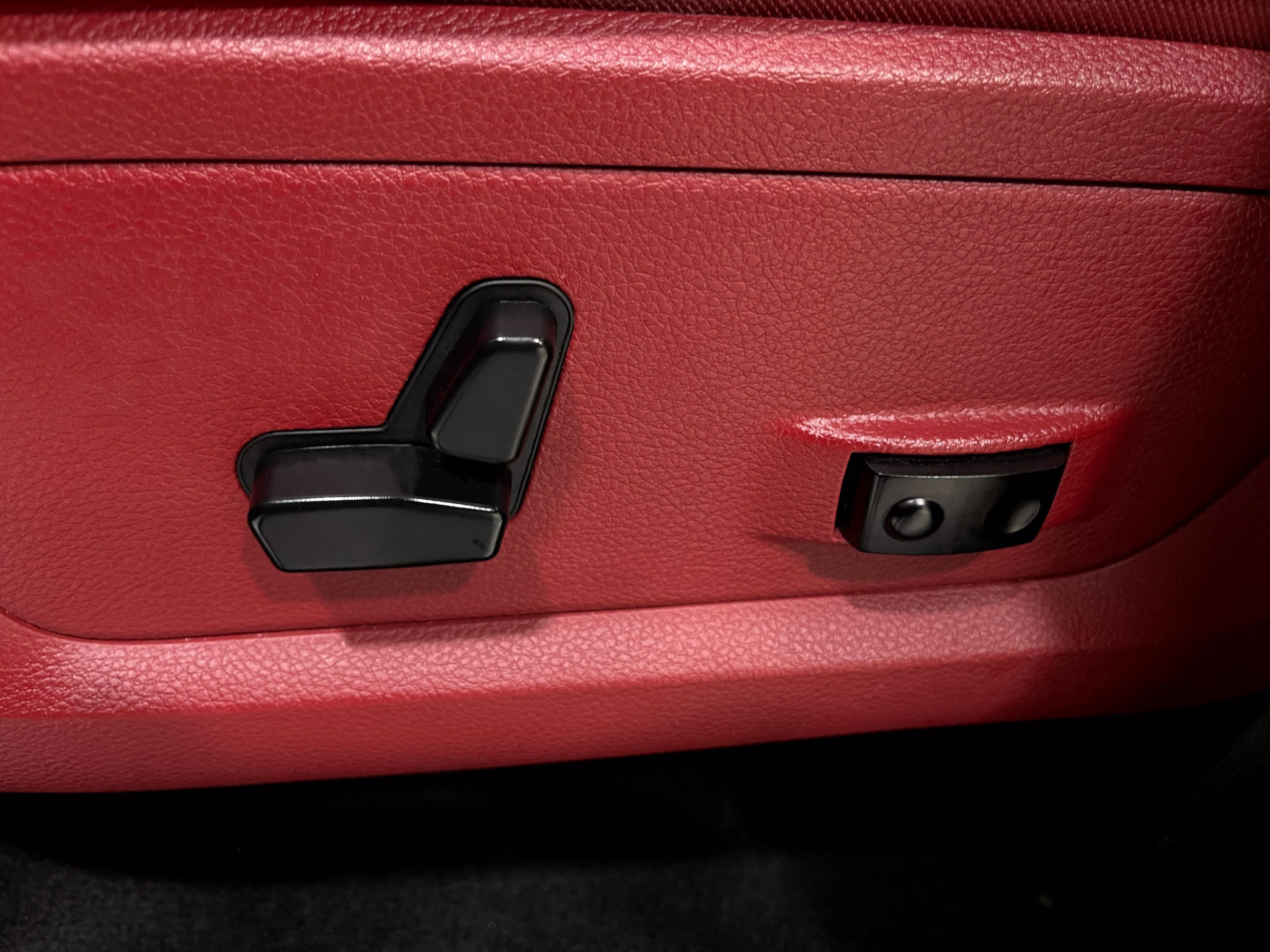 Used 2017 RAM 1500 Rebel w/ Luxury Group AWD/4WD image 16